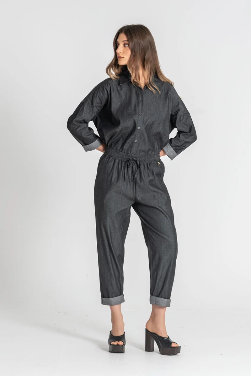 Calça Rüga com Cordões Preta