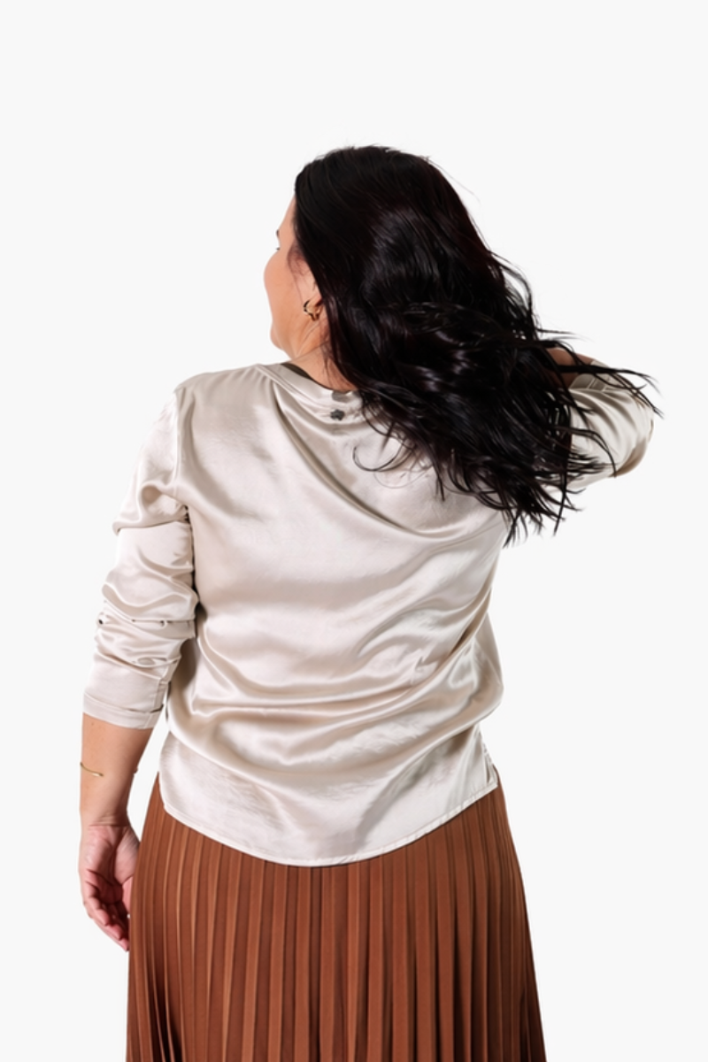 Blusa Rüga Acetinada Cru