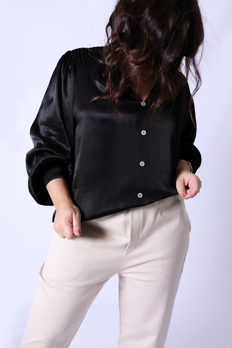 Camisa Zaya Satinada Negra