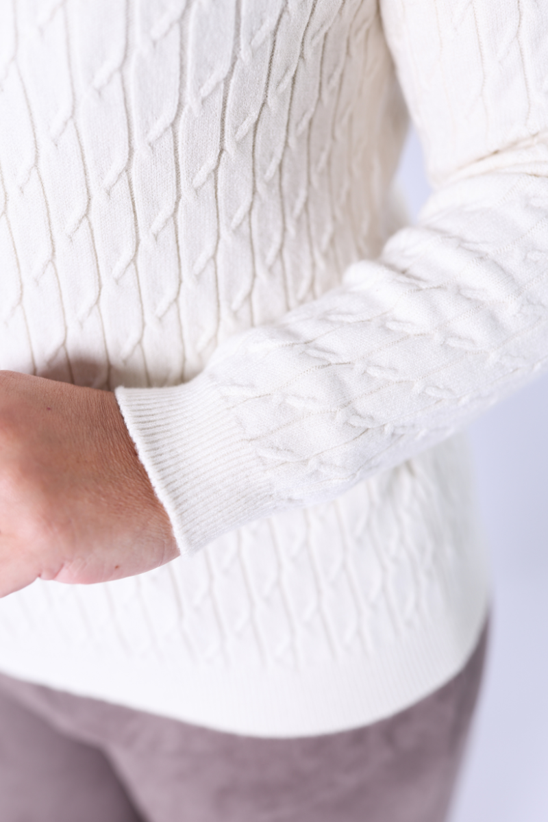 Pull à Motifs Torsadés Crème – RUGA