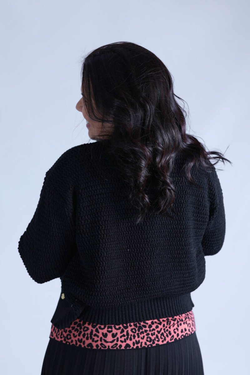 Casaco Perfurado Preto - RUGA