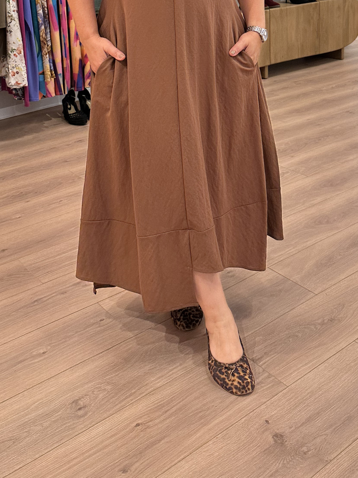 Robe Taupe en Maille Côtelée avec Contraste - RUGA