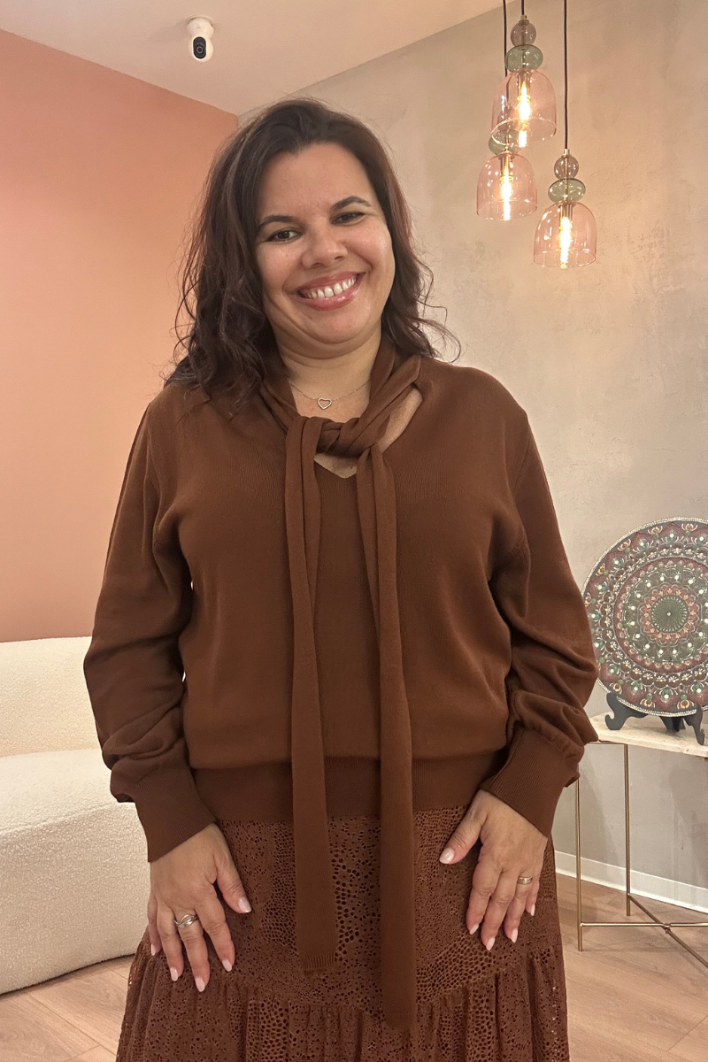 Camisola Rüga com Laço Castanho