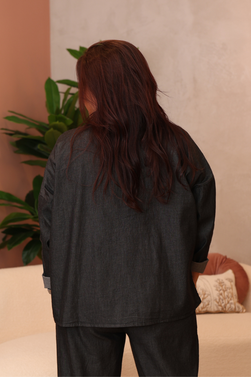 Camisa Rüga com Botões Preta