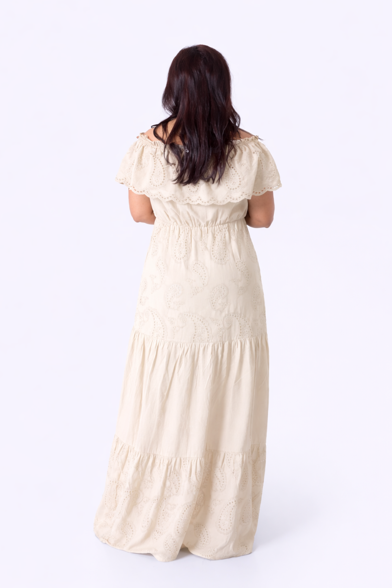 Vestido Rüga Bordado Inglês Crú