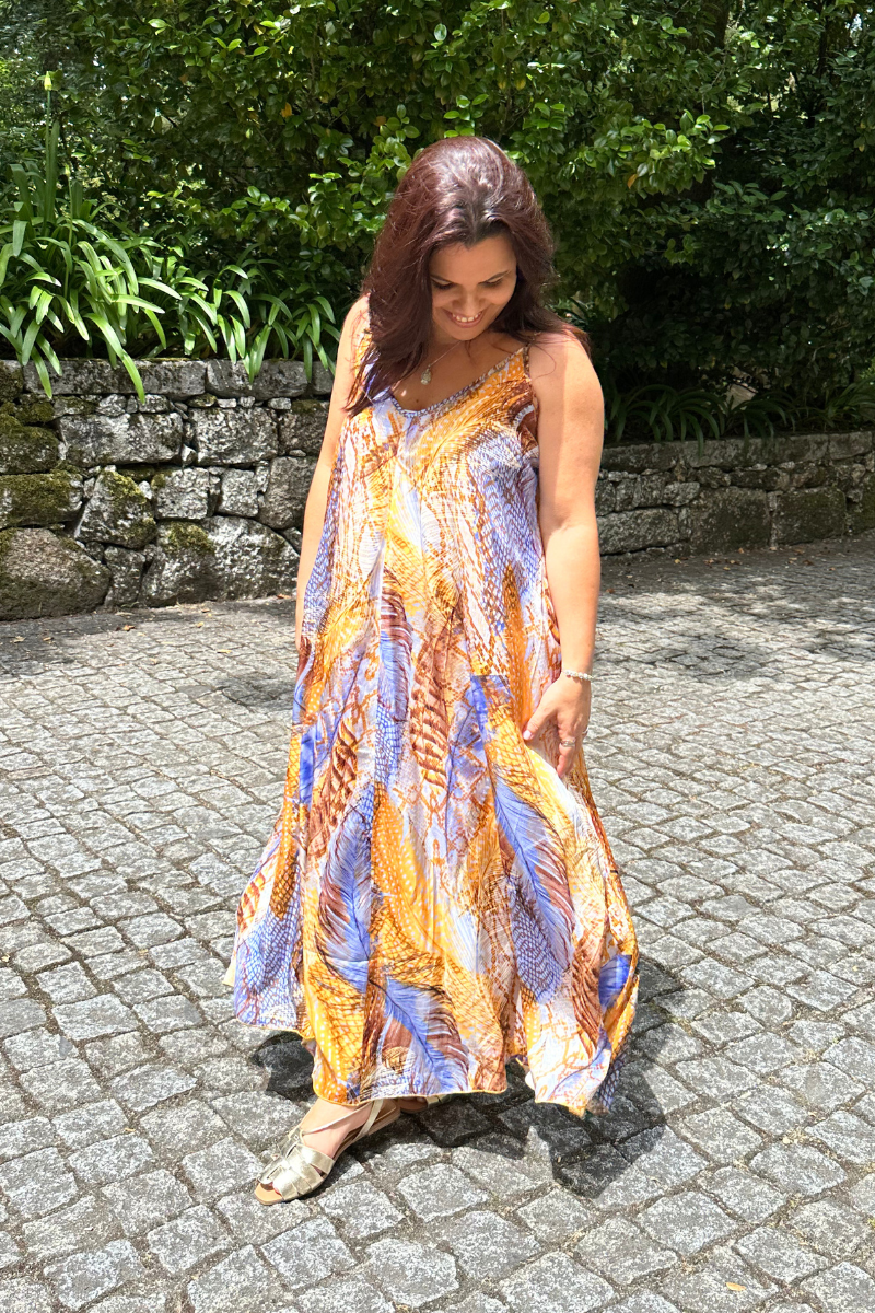 Vestido Rüga alças finas com padrão floral