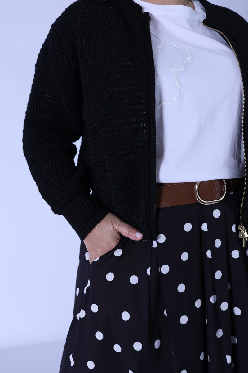 Chaqueta Perforada Negra - RUGA