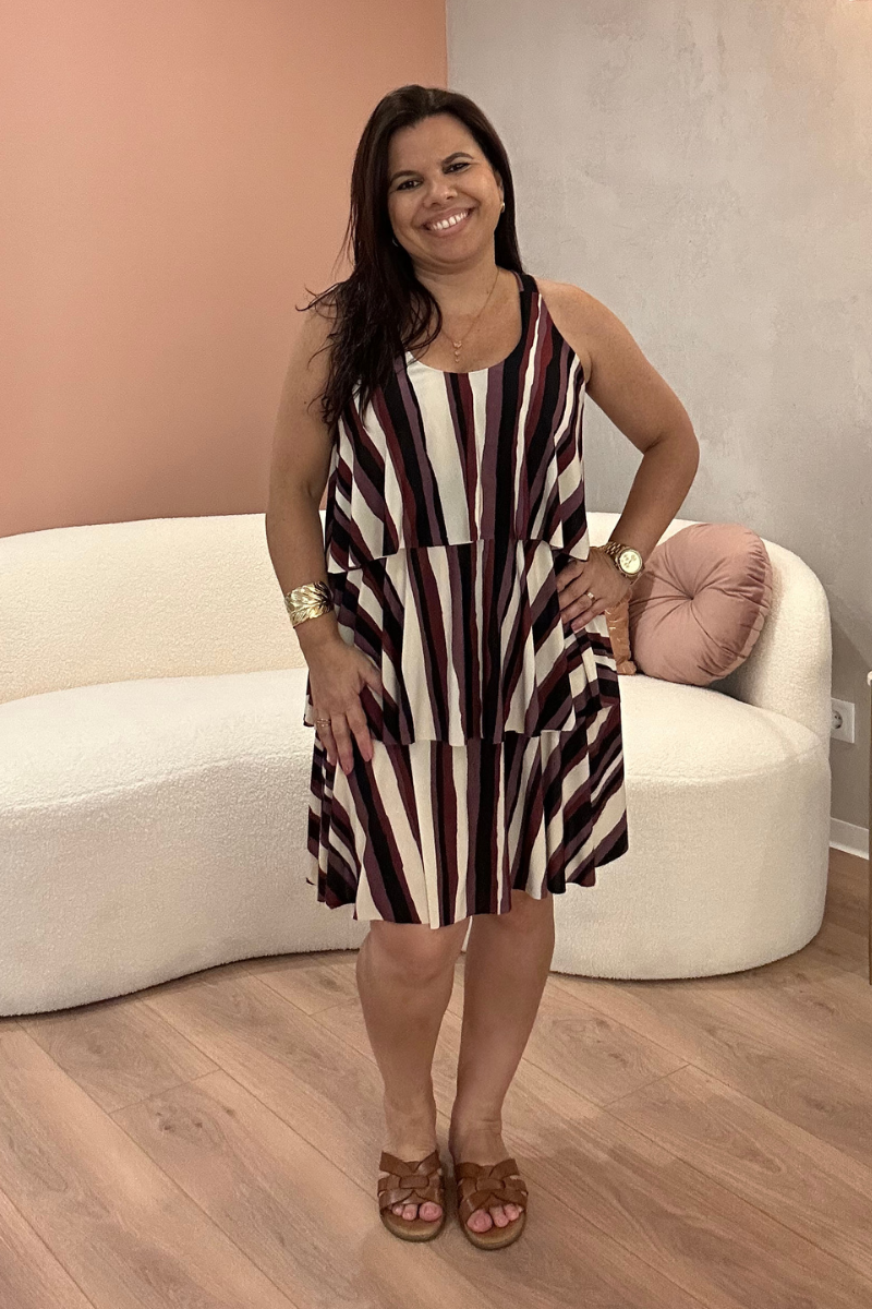 Vestido Curto Folhos Tropical Brasil Roxo