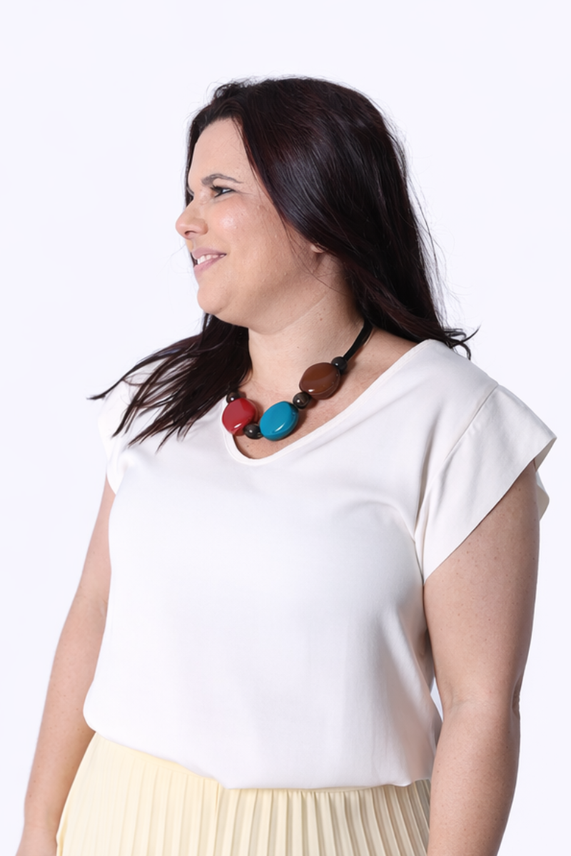 Blusa Rüga com Folhos na Manga Crú