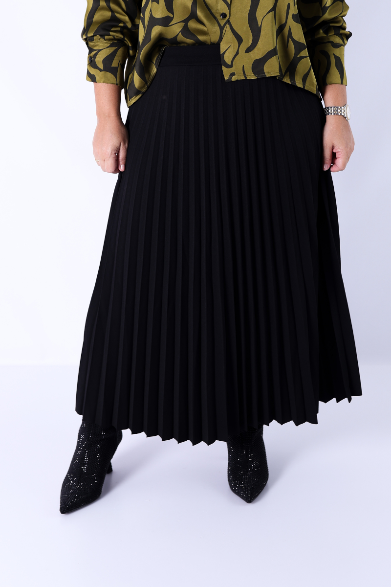 Saia Plissada Lara Preta
