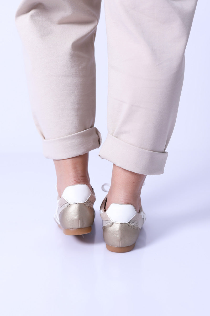 Baskets rétro doré - CORINA