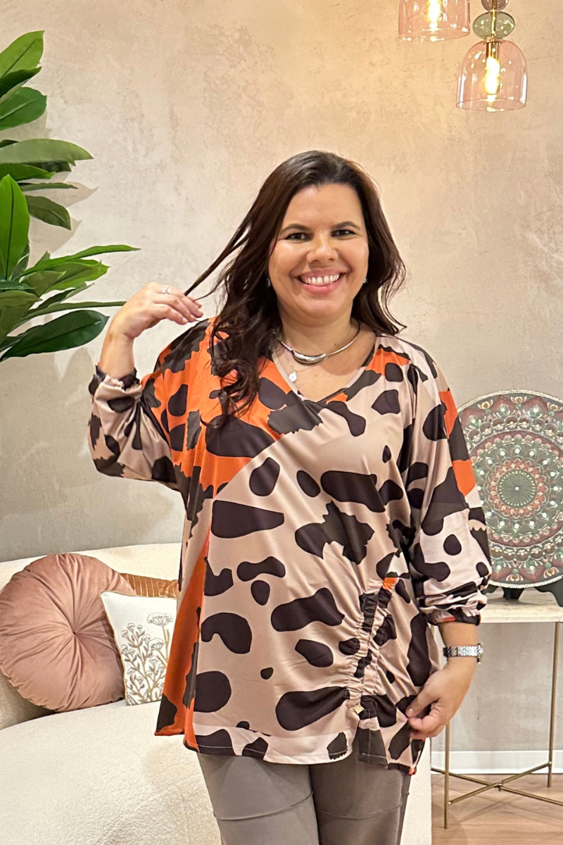Túnica StéllaFit com Franzido Lateral Animal Print