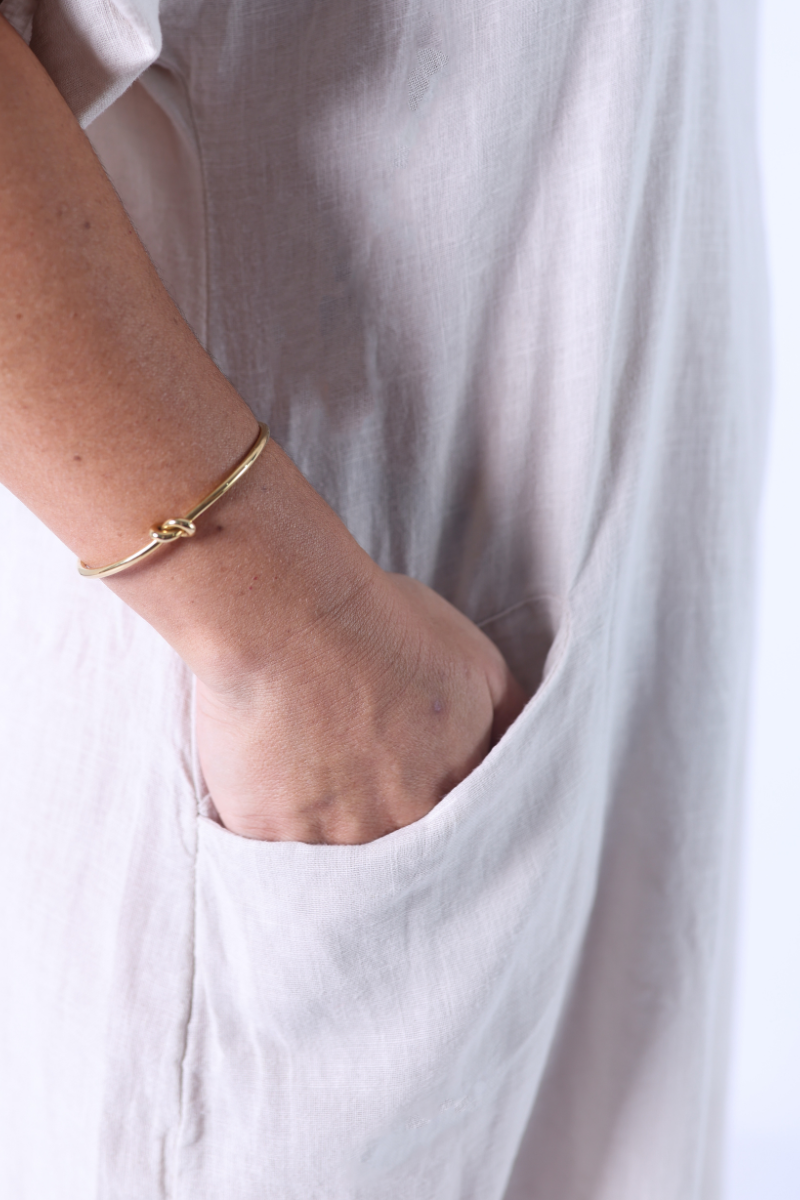 Robe Ample en Lin Écru